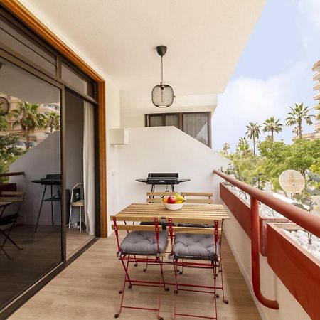Homeforguest New Modern Apartment With Pool 아로나 외부 사진